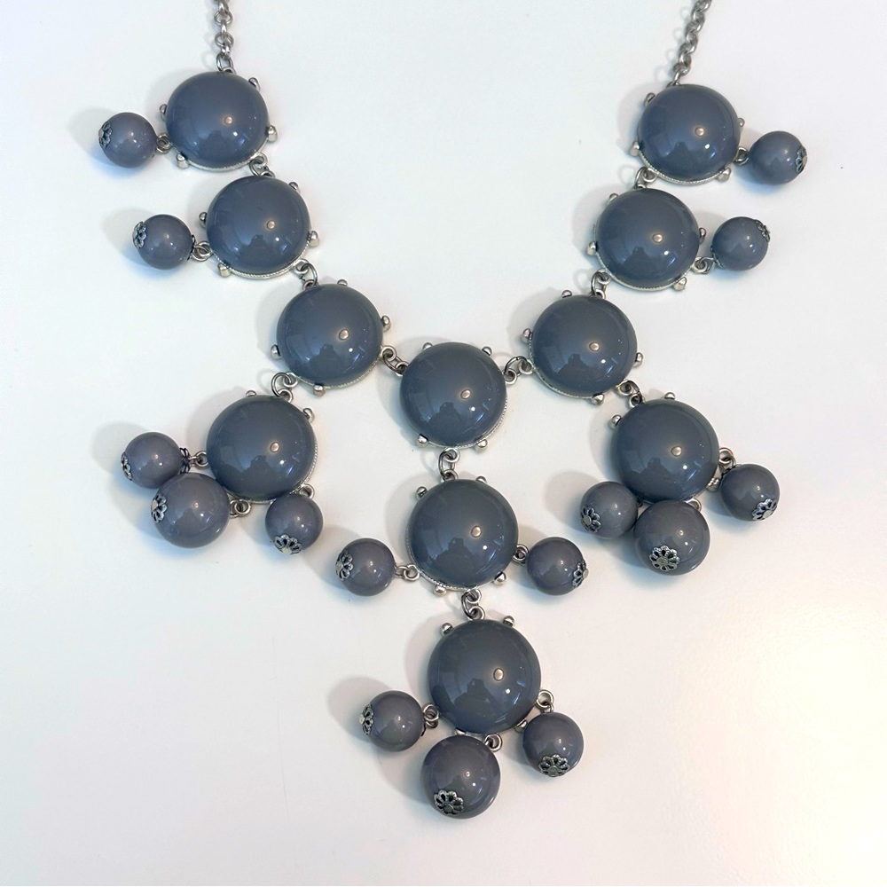 Gray statement necklace - like new!
